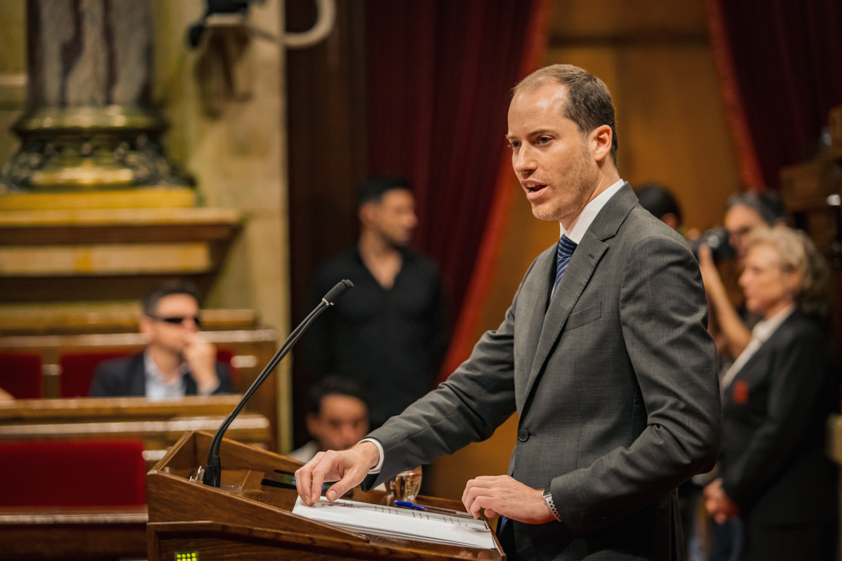 Juan Fernández asegura que lo que han pactado PSC y ERC es “la independencia fiscal”